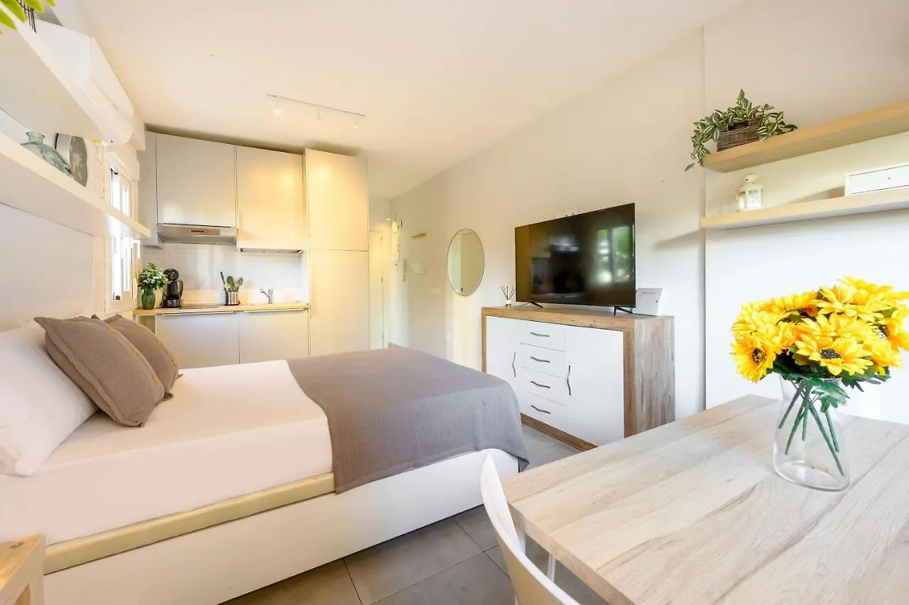 Apartment Studio, City Center By 10Tosea Fuengirola Spain