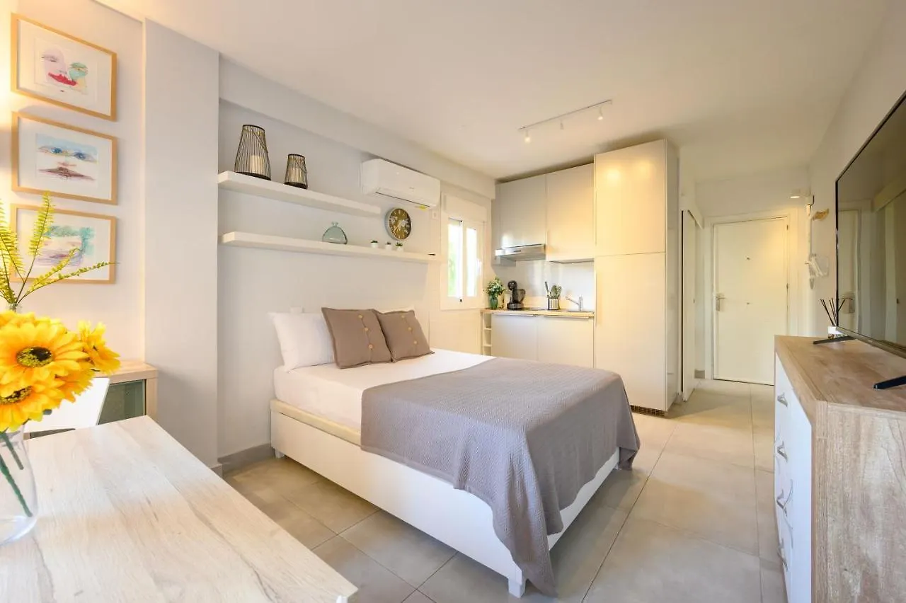 Studio, City Center By 10Tosea Fuengirola Apartment