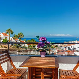  Apartment With Ocean View In Spain